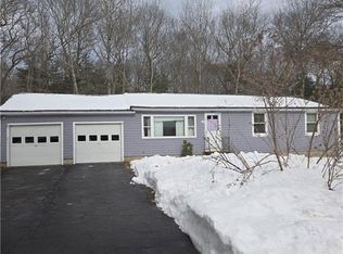 170 Long Ln, North Kingstown, RI 02852