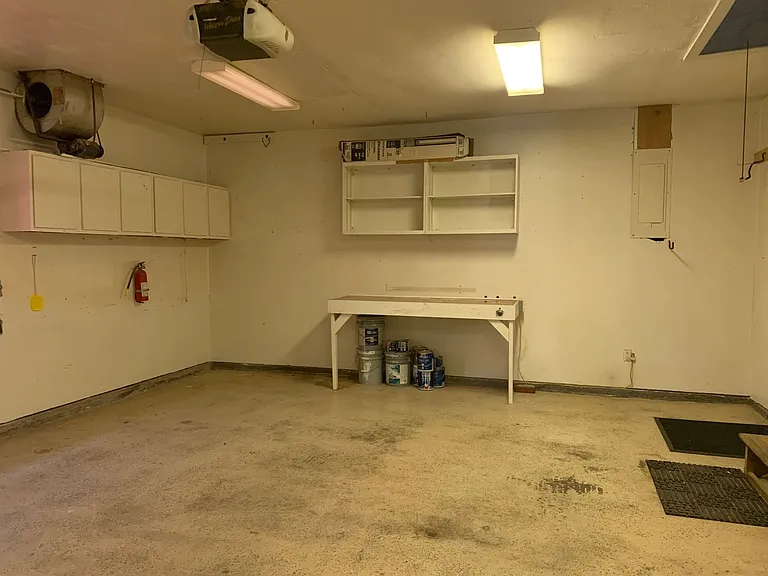 2813 Massachusetts Ave — Photo 23