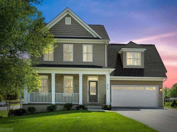 916 Kentwood Dr, Blacksburg, VA 24060