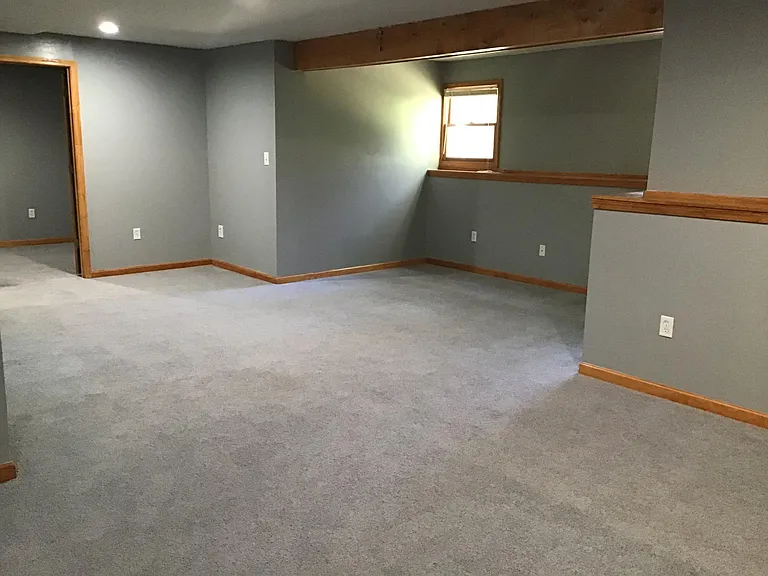 Basement, Large room.