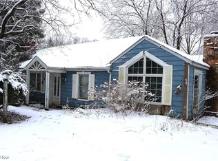 16729 Savage Rd, Chagrin Falls, OH 44023