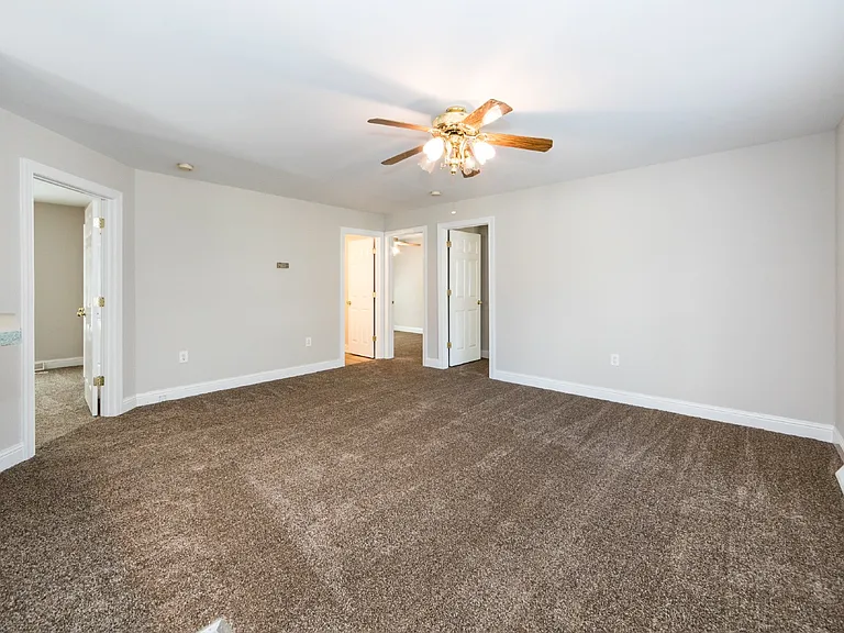 814 King Arthur Dr — Photo 23