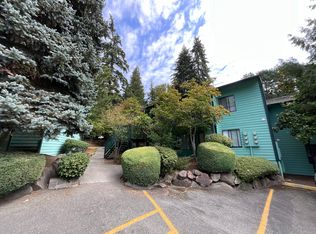 Town Centre, Woodinville, WA 98072