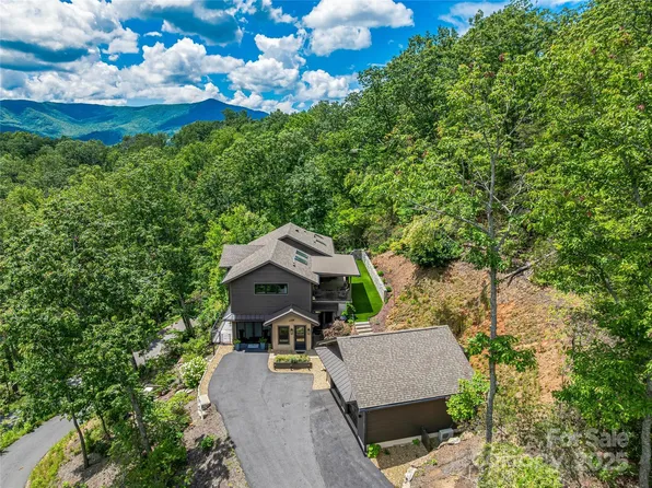 228 Allen Mountain Dr, Black Mountain, NC 28711