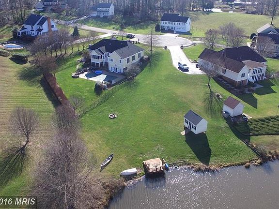 3rd image of 8410 W Hildy Ct