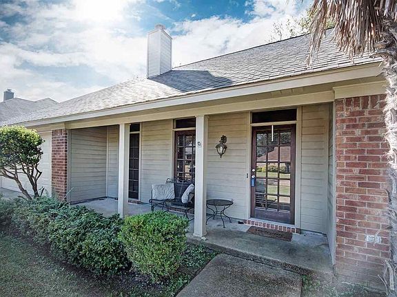 4th image of 228 Glenwood Dr