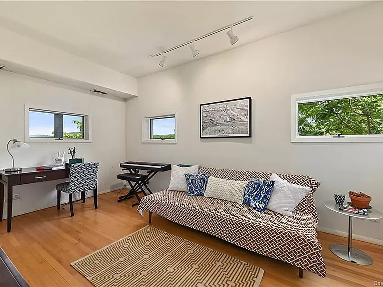 140 Batten Rd — Photo 29