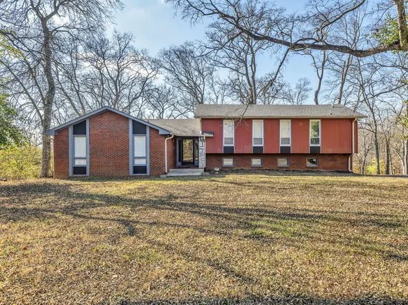 2484 Walker Ln, Nashville, TN 37207