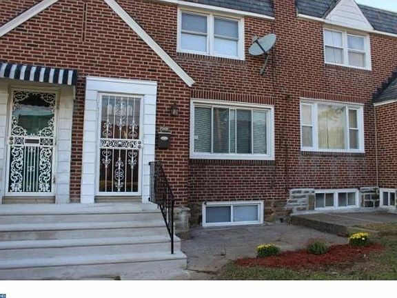 3rd image of 7509 Woodcrest Ave