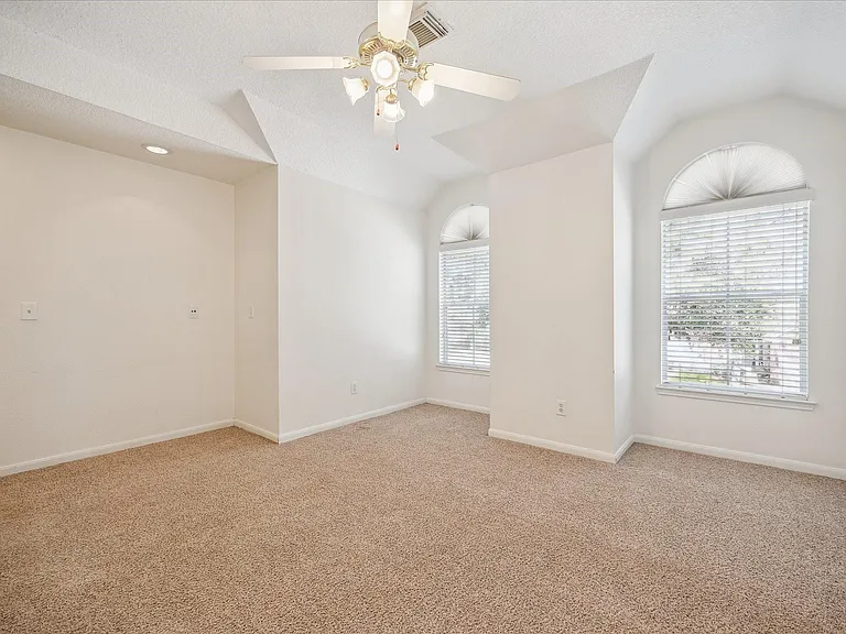 12831 Dove Point Ln — Photo 44
