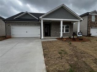 7762 Plymouth Dr, Fairburn, GA 30213