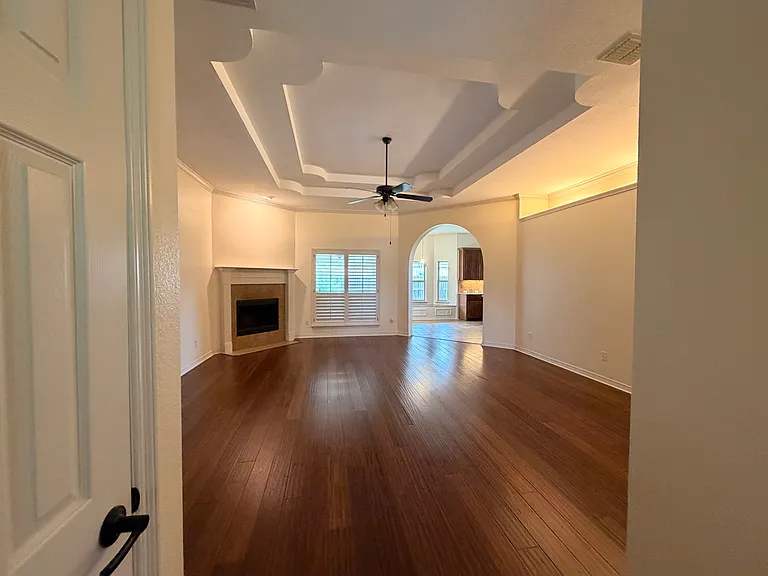 3116 Sarita Cv — Photo 2