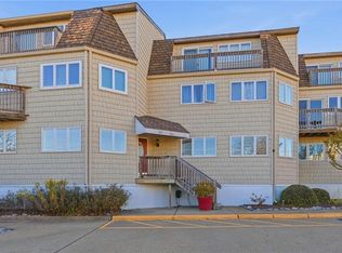 247 Lake Dr, Virginia Beach, VA 23451