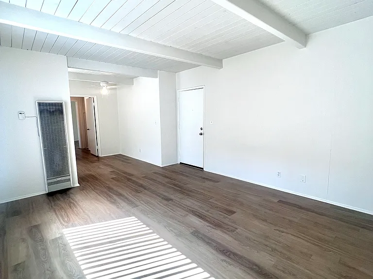 508 Hill Dr #10 — Photo 3