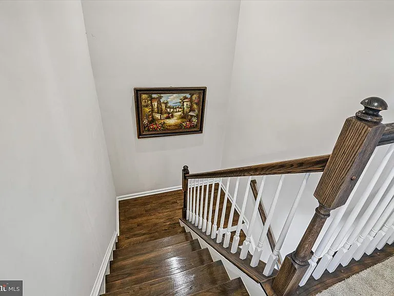 8261 Kippis Rd — Photo 24