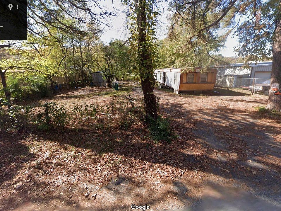 2nd image of 8016 Highway 365 N