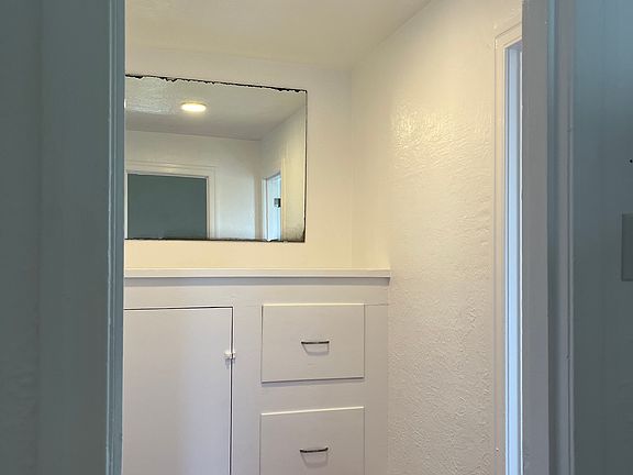 4th image of 134 Florida St