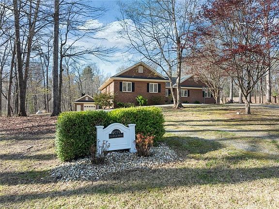 2nd image of 4638 Gilmore Dr