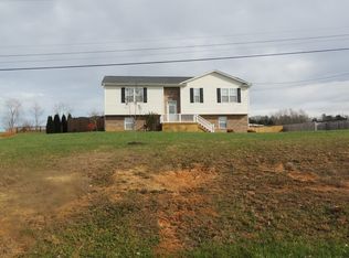 1332 Timber Ridge Rd, Bluff City, TN 37618