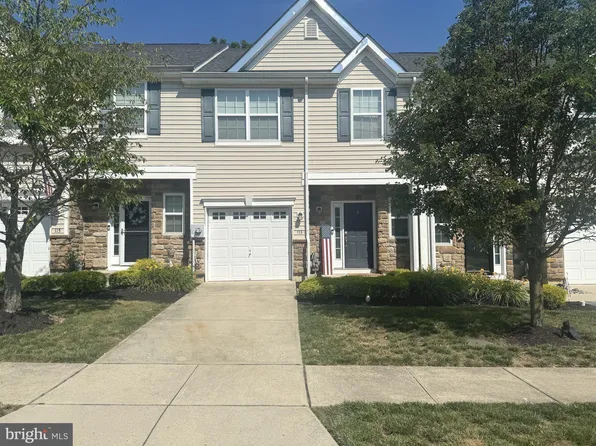 113 Eagleview Ter, Mount Royal, NJ 08061