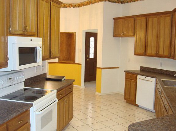 5th image of 9649 Deer Ln