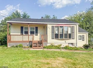 403 Girard Ave, Somerset, NJ