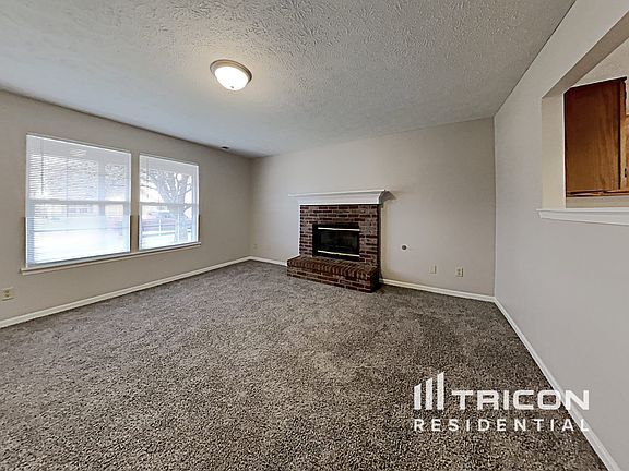 2nd image of 1163 E Mill Run Blvd
