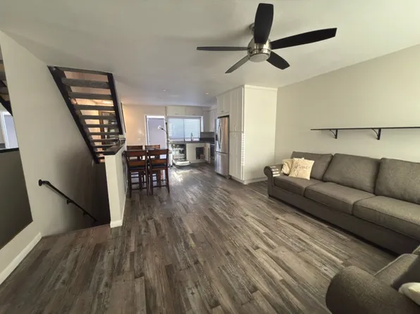 8460 Via Sonoma Unit 44, La Jolla, CA 92037