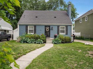 1944 Cummings Ave, Berkley, MI 48072
