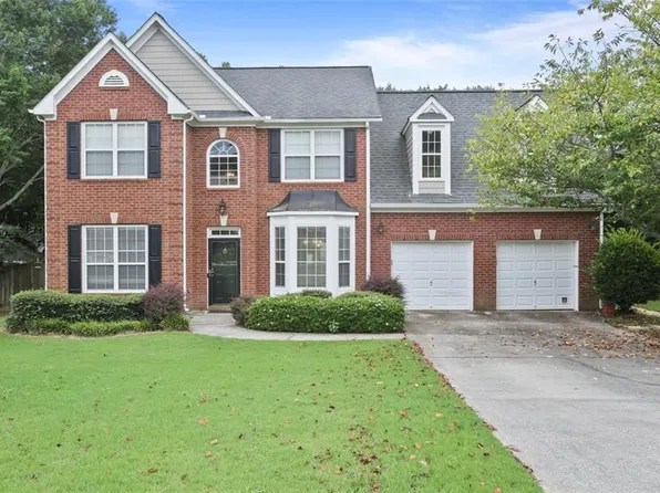 2643 Whispering Pines Dr, Grayson, GA 30017