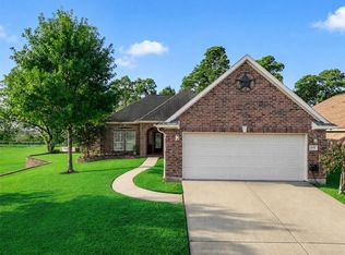 3535 Bayou Forest Dr, Shoreacres, TX 77571