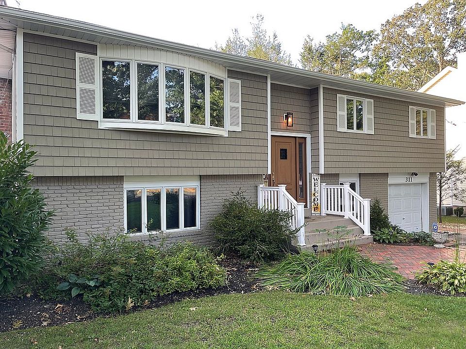 1st image of 311 Lynn Ave