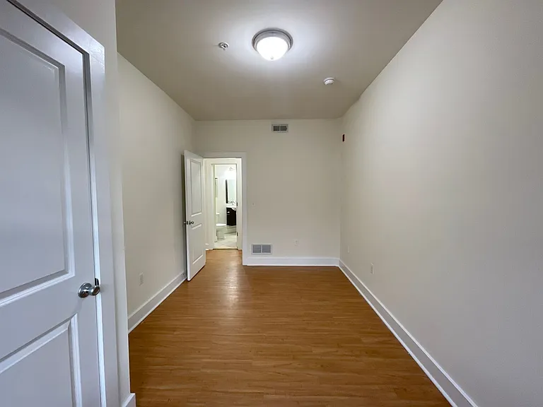 3842 Lancaster Ave. — Photo 12