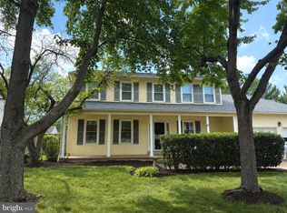 8878 Sweetbriar St, Manassas, VA 20110
