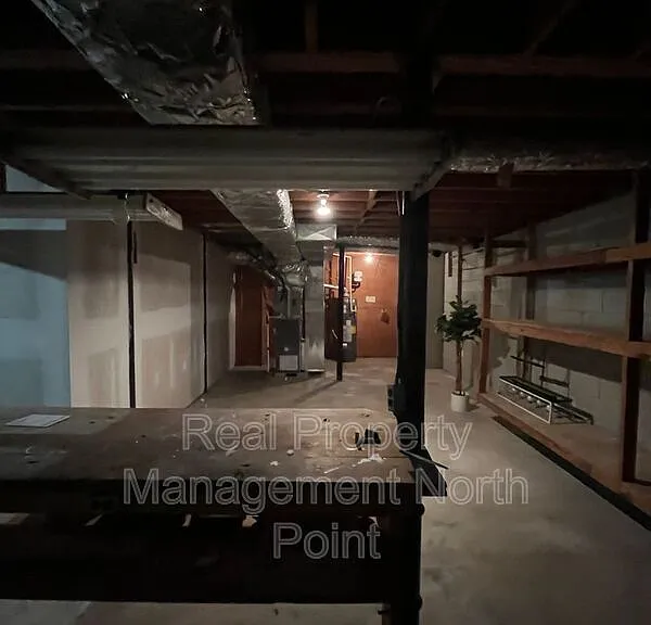 3434 Palace Ct — Photo 49