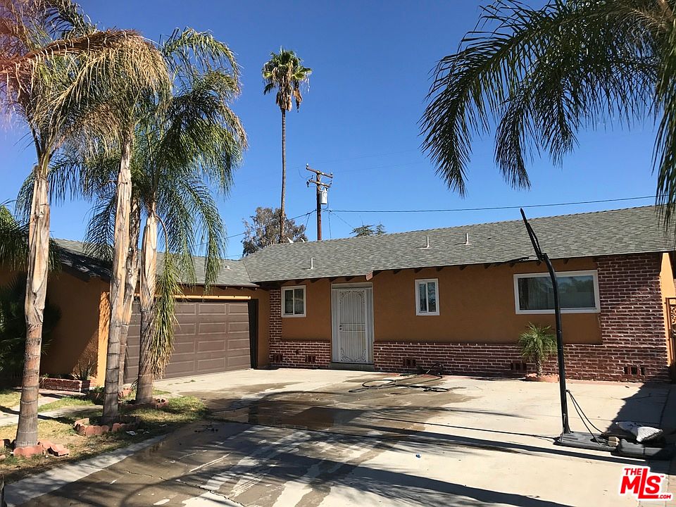 1st image of 581 S Andrews Ave
