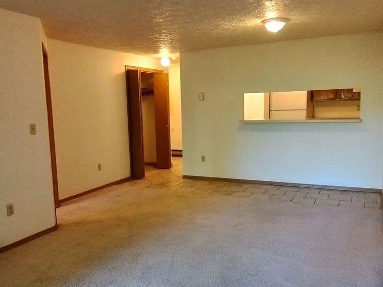 719 S Church Ave #13 — Photo 10