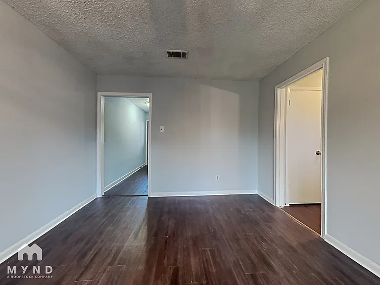 8466 Gallahad St — Photo 5