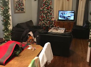 4338 W Cermak Rd, Chicago, IL 60623