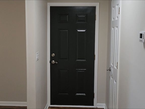5th image of 109 Glenwood Ln