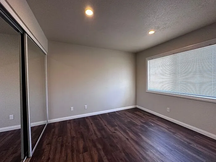44350 Shad St — Photo 12