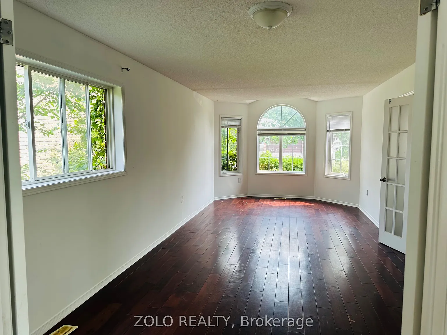 3 bed, $2,750 — Photo 4