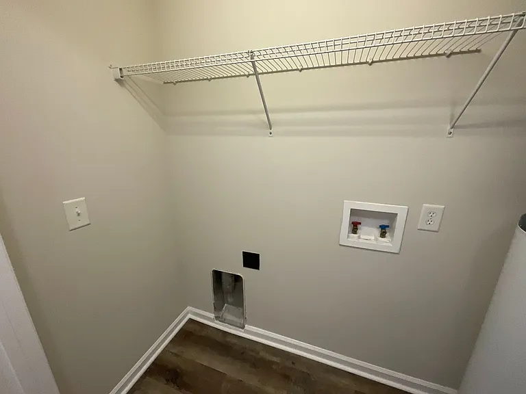 Meridian Park Apartments — Photo 186