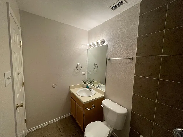 2135 Lima Loop — Photo 12