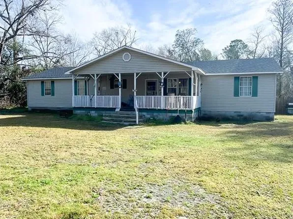305 Florida Rd, Willacoochee, GA 31650