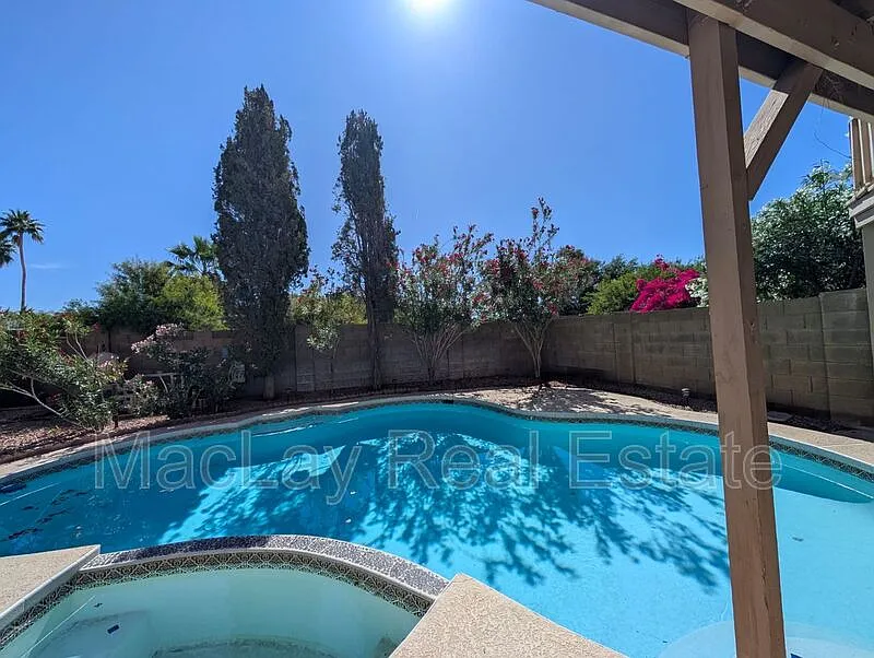 3 bed, 2.5 bath, 1728 sqft, $2,750 — Photo 4