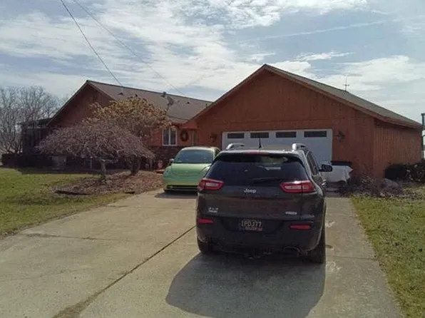 313 Pamela Cir, Brooklyn, MI 49230