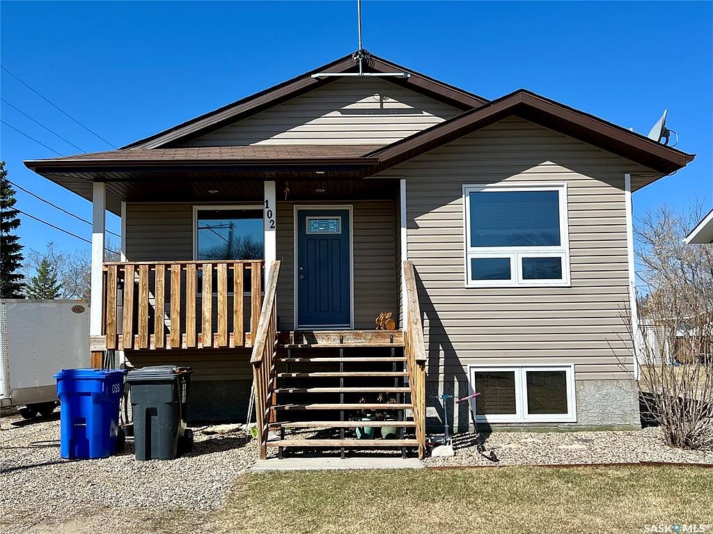 102 Second AVENUE N, Lintlaw, SK S0A 2H0 MLS SK967147 Zillow
