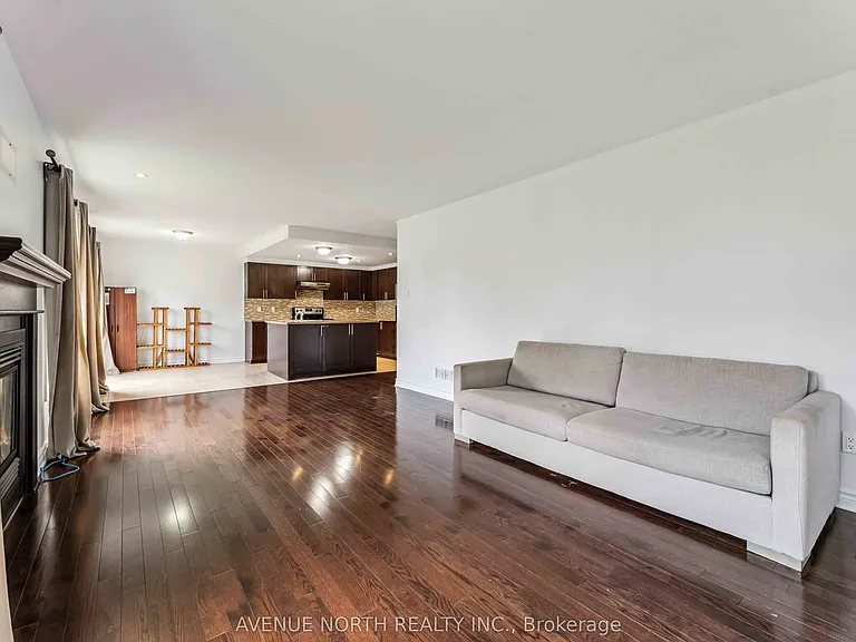 413 Boisdale Walk — Photo 13