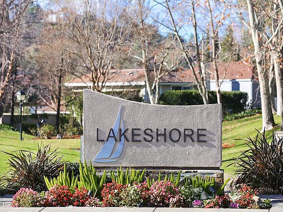 4th image of 32107 Beachview Ln